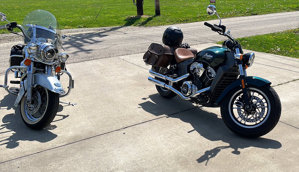 Sm0kal0ke's tweet image. A nice looong week of streams in the books :)

Time for some two wheeled therapy 

See ya Tuesday!