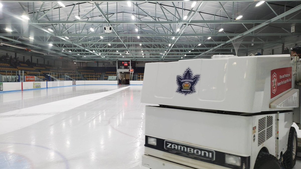 OHF2022_U18AA's tweet photo. A huge thank you to all the amazing City of Markham Centennial arena staff that have made this 3 day tournament so memorable - couldn't have done this without your hard work and dedication!

#minorhockey #hometownhockey #ohf #ontariohockey #ontariohockeyfederation #championships https://t.co/Fo9p2cGW6Q