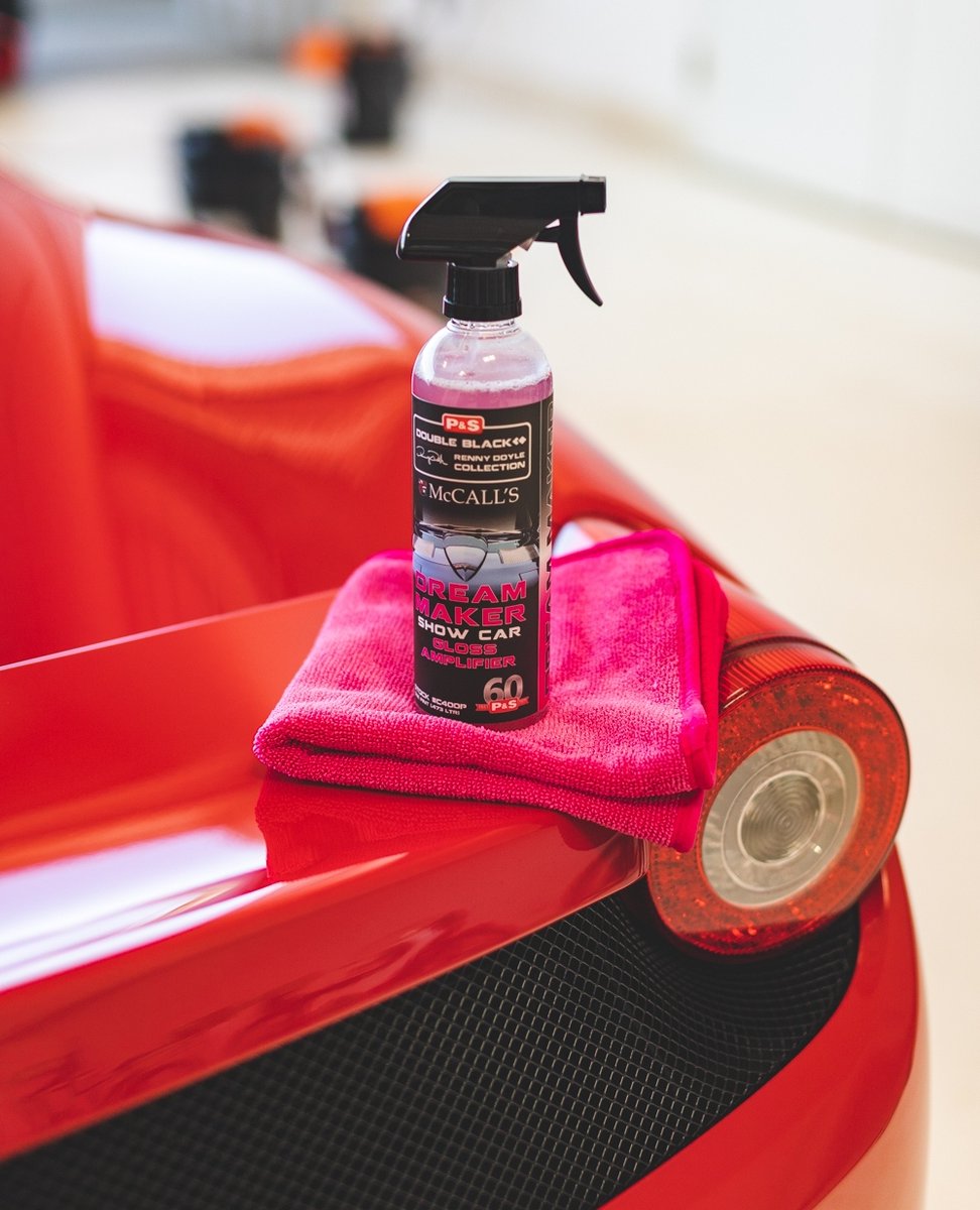 CleanandShinyUK's tweet photo. Show season is here &amp; if you're looking for pure gloss in a bottle, look no further than P&amp;S Dream Maker Gloss Amplifier, the perfect solution for that final product to spray on for show time!

Add The Rag Company Premium FTW Pink to the mix &amp; you've got yourself a fantastic duo https://t.co/flQkwuzMOE