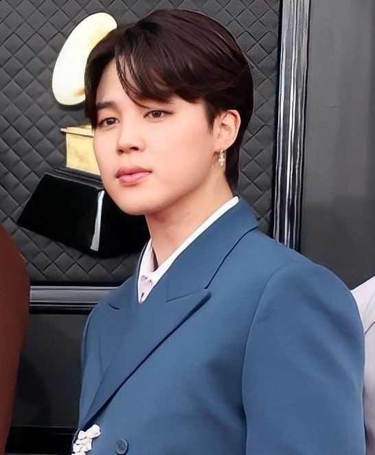 anasandra49's tweet photo. Jimin Lindo e a  voz maravilhosa perfeita
#JIMIN 
#JiminOSTIsComing 
#JiminOSTOutToday 
#WithYouJiminOST https://t.co/suAxrSXB96