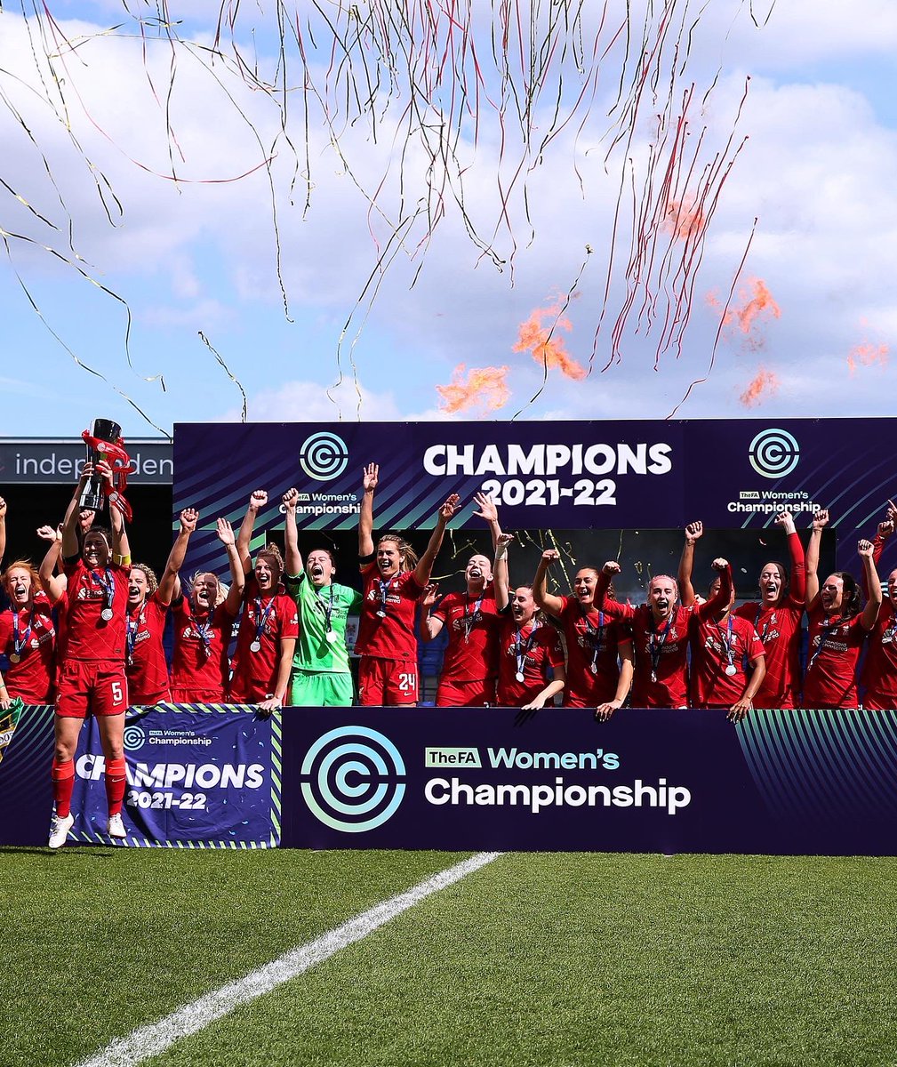 bokearnsxxx's tweet photo. Special day with this team and our fans!😍🏆👌🏼❤️ dreams come true x https://t.co/Q1waasJQBq