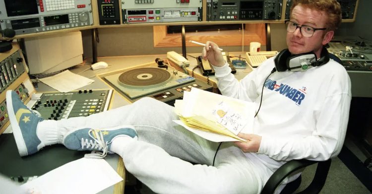 This day, 1995, the greatest breakfast show ever began, that changed radio all over… I was at Media college and have never known listening to the radio to be as exciting as then <a href="/danthesoundman/">Dan McGrath</a> <a href="/hollysamos/">Holly Samos</a> 📻🎙📻