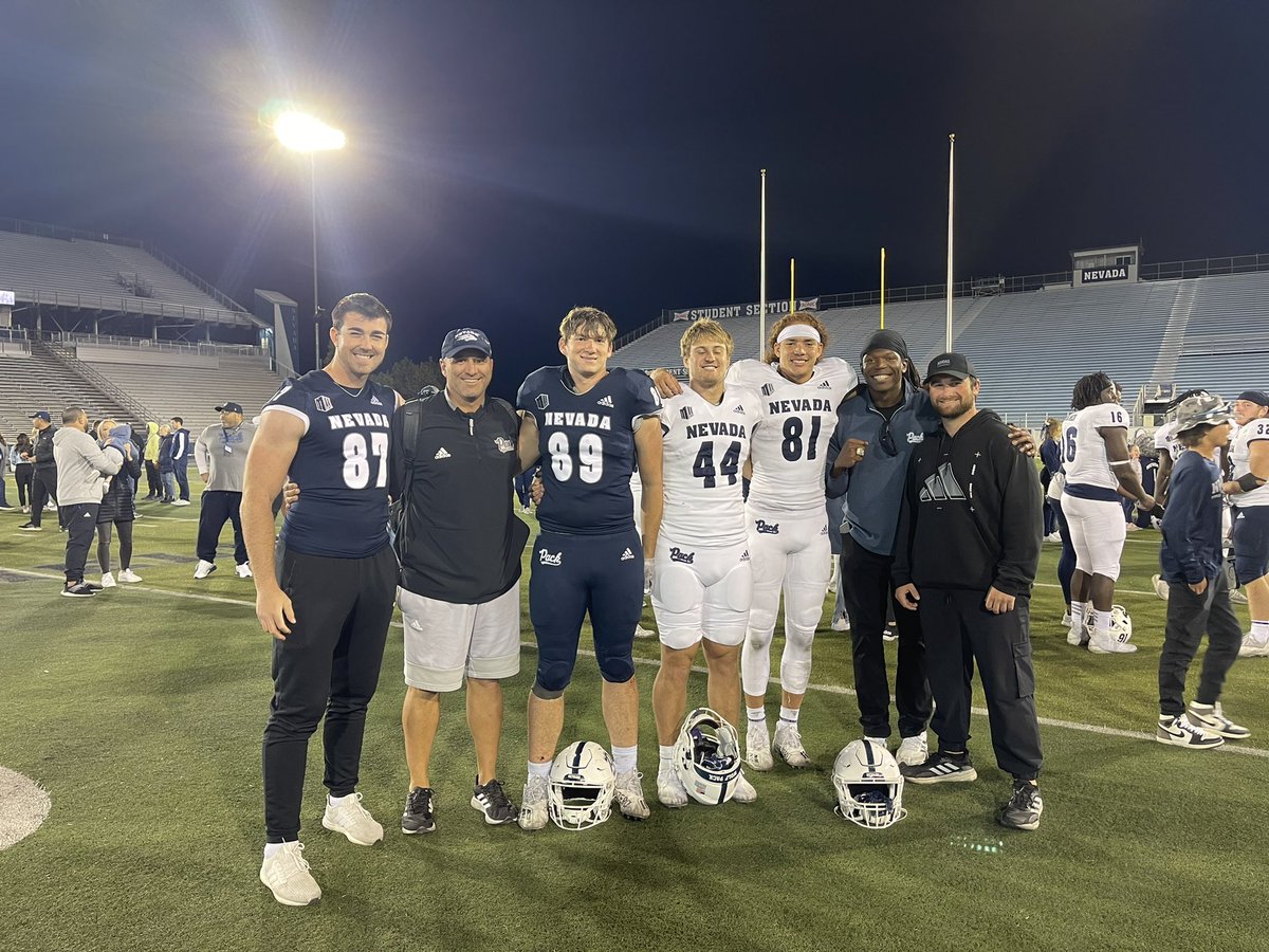 Successful 1st 15 for the inaugural 2022 #YLife members of <a href="/NevadaFootball/">Nevada Football</a>…..proud of these guys!!! #BattleBorn #HomeIsNevada #TE