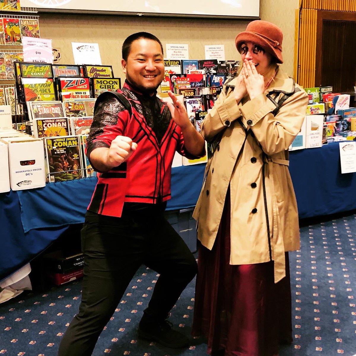 IthaqaComic's tweet photo. Defender of the realm, #ShangChi showing Hazel some moves! @DJWashburn_
#ithacon45 #Marvel https://t.co/xEFgZX0Tt0