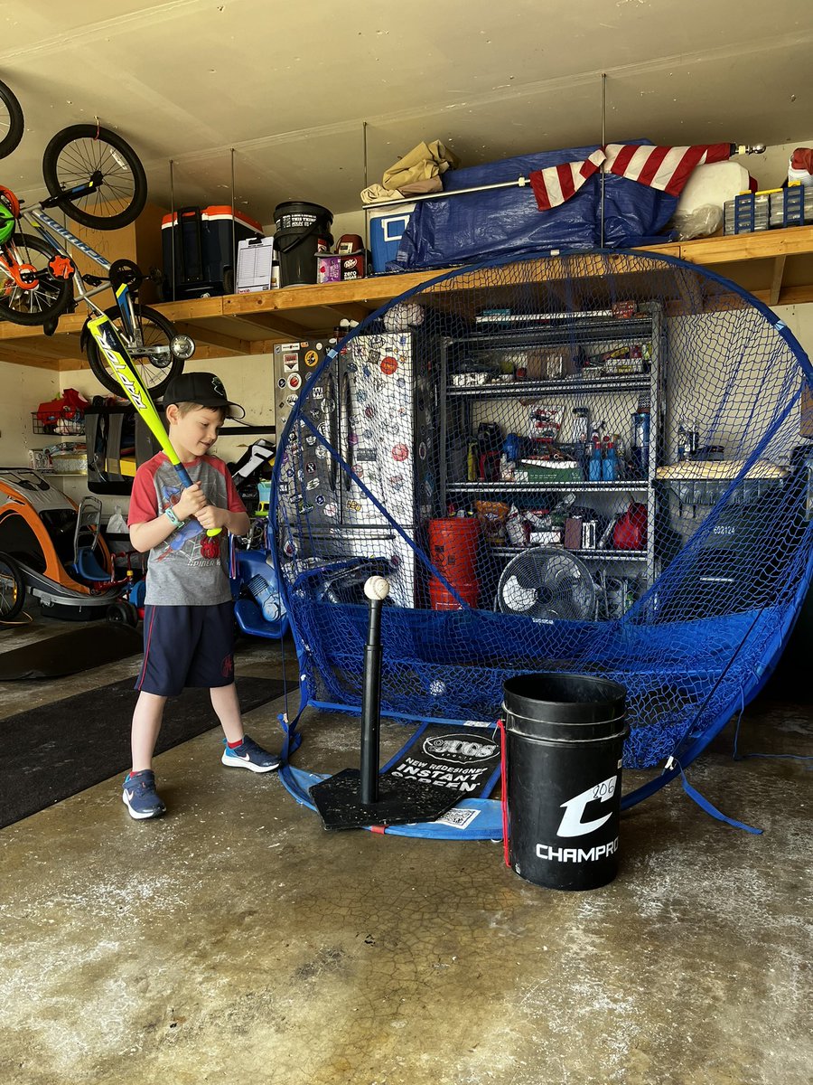 polettojohn's tweet image. Hey Coaches!! @NelsonGord @WHSHardwood Had to improvise this weekend with the bad midwestern rain!! First game next week for my Kindergarten team! Tees are open to the public! #GetYourCutsIn #MidwesternBasball #HittingNets #GarageStyle