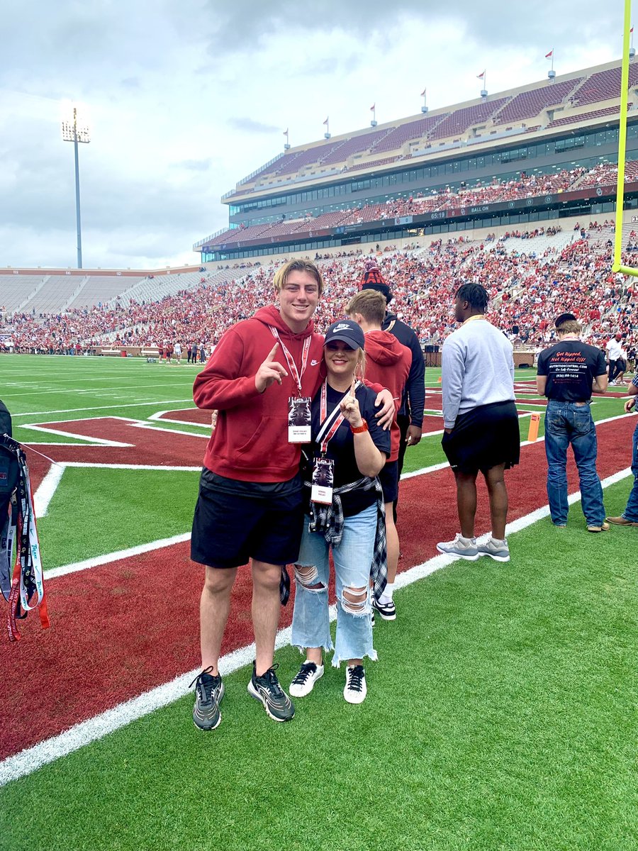 Thankful for the opportunity to check out the @OU_Football spring game! The atmosphere was astounding! @CoachVenables @JOE_JON_FINLEY @lowill99 @jd_mccoy @CoachReed10 #OUDNA #BoomerSooner