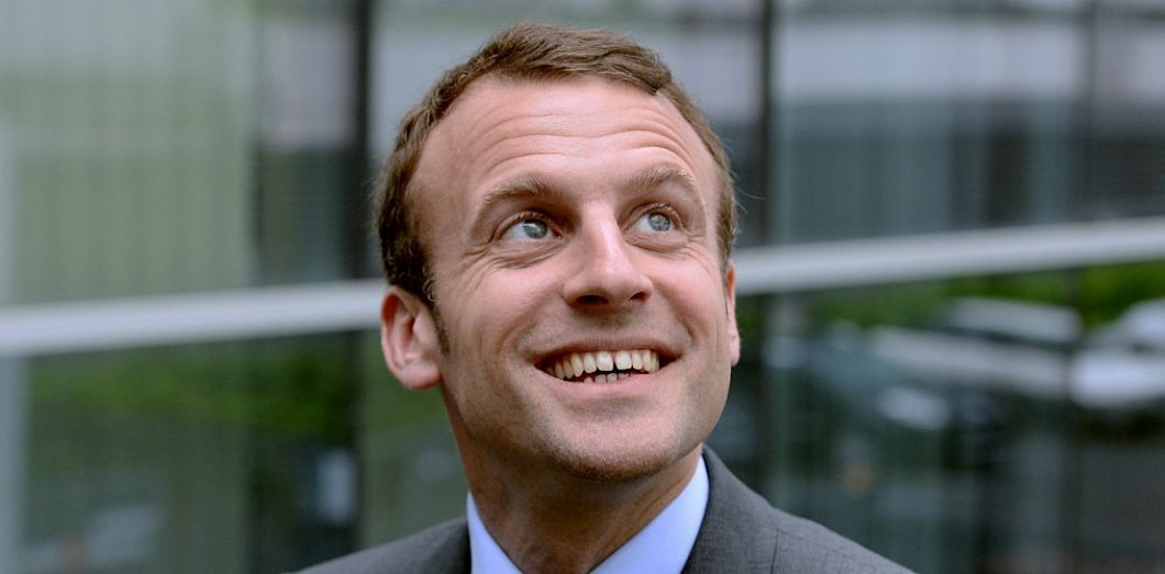 "Manu à poil, pète-moi le cul Manu" (Vidéo) - eteignezvotreordinateur.com/manu-a-poil-pe…