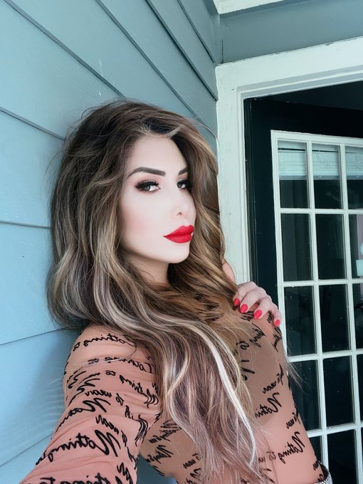 I want you to be my sex toy https://t.co/bjJSU7A31J