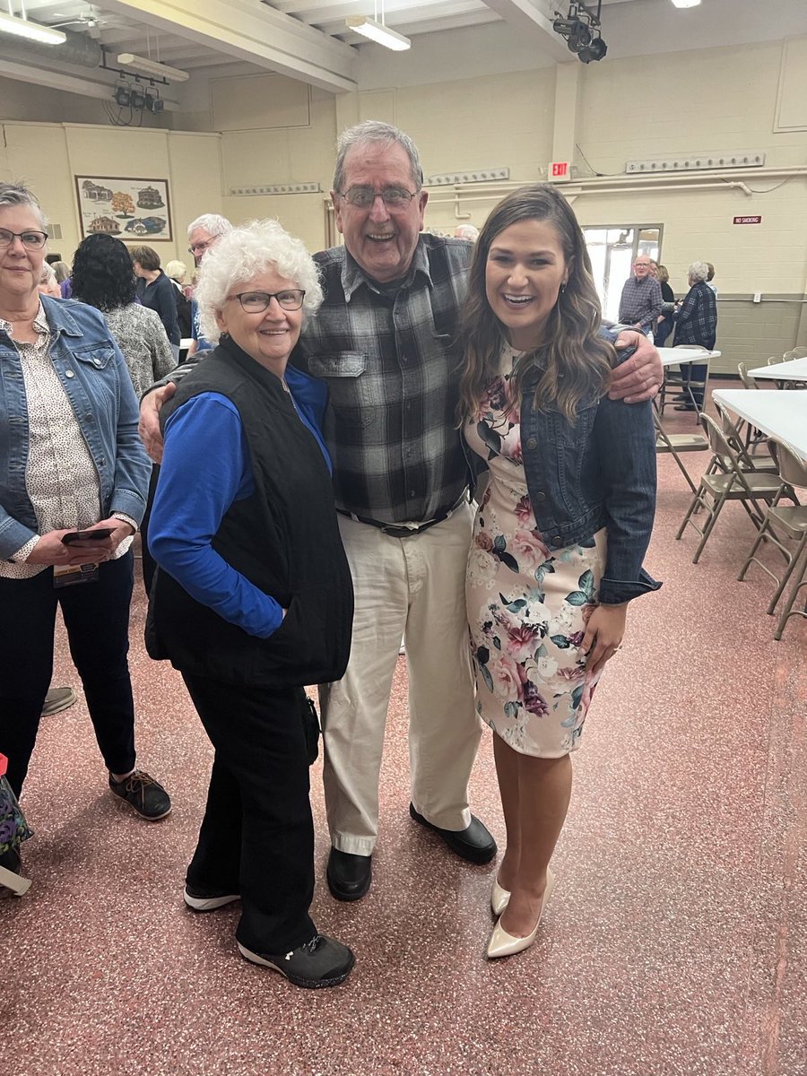 Abby4Iowa's tweet photo. Full house today in Bremer County! It’s clear that folks across Iowa are more energized than ever—they know what’s on the line this November and they know this is our chance to flip @ChuckGrassley’s seat blue. Together, I know we can do it💙 https://t.co/YkE3bPYmJb