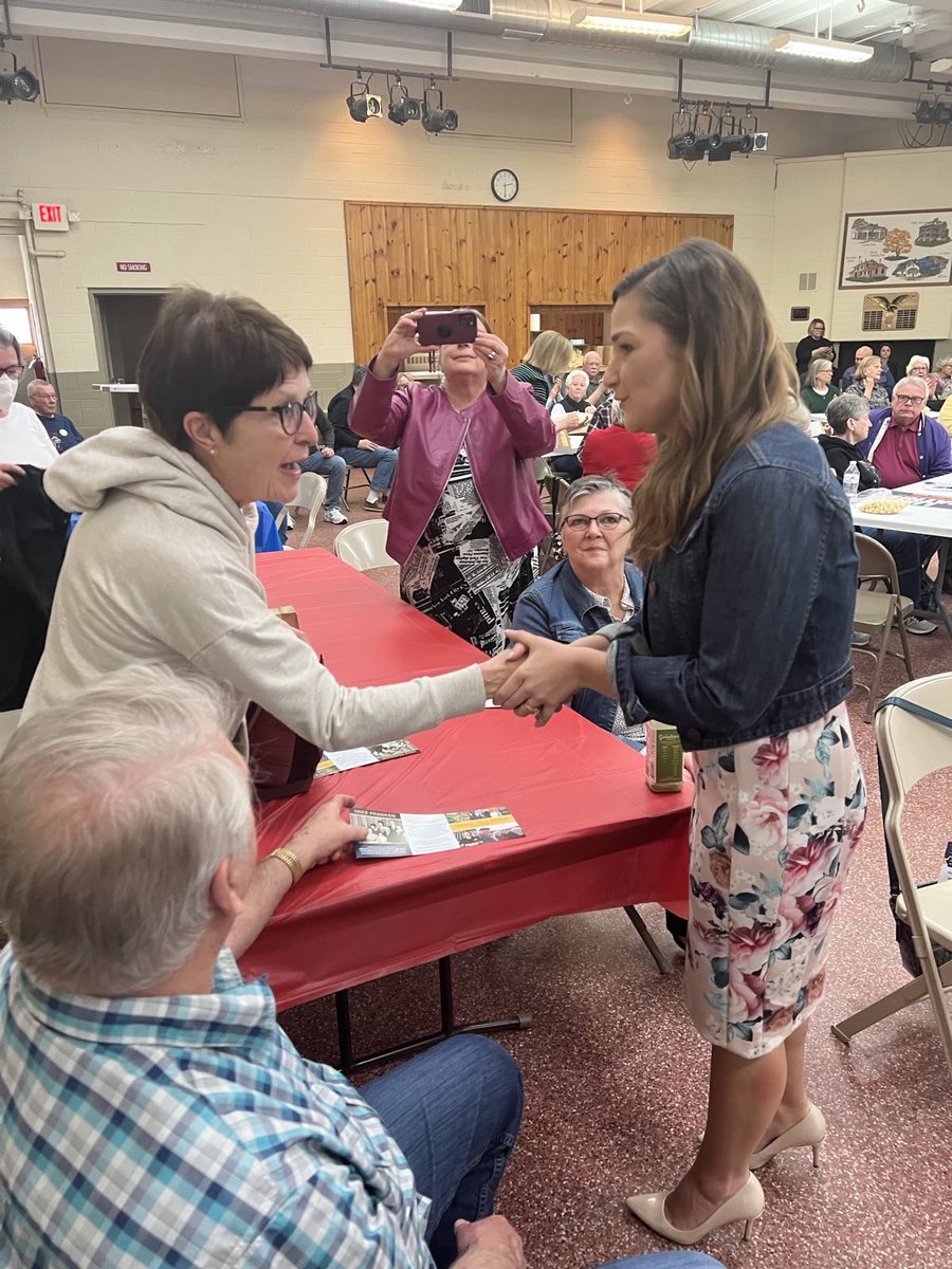 Abby4Iowa's tweet photo. Full house today in Bremer County! It’s clear that folks across Iowa are more energized than ever—they know what’s on the line this November and they know this is our chance to flip @ChuckGrassley’s seat blue. Together, I know we can do it💙 https://t.co/YkE3bPYmJb