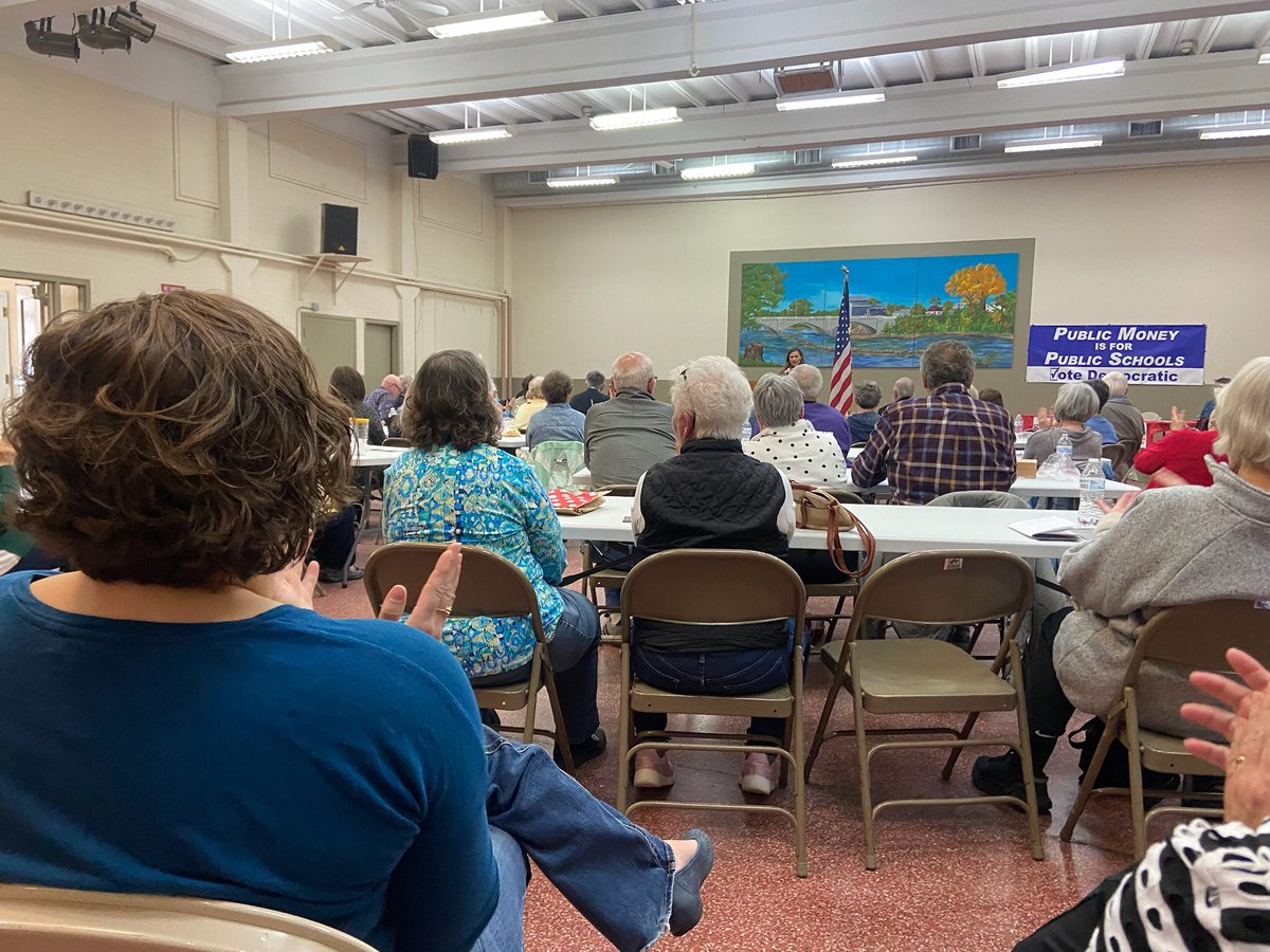 Abby4Iowa's tweet photo. Full house today in Bremer County! It’s clear that folks across Iowa are more energized than ever—they know what’s on the line this November and they know this is our chance to flip @ChuckGrassley’s seat blue. Together, I know we can do it💙 https://t.co/YkE3bPYmJb