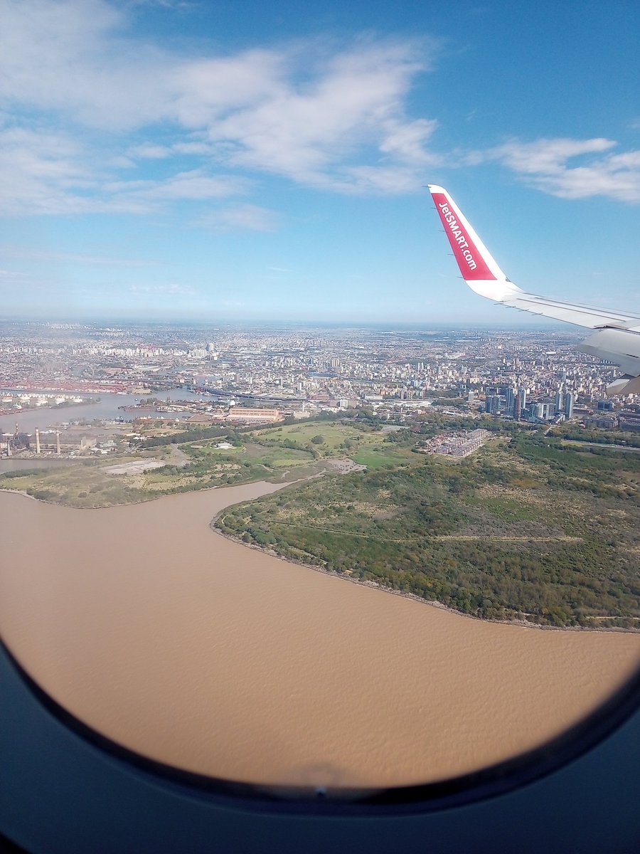 Llegamos!@VuelaJetSMART un vuelo hermoso!