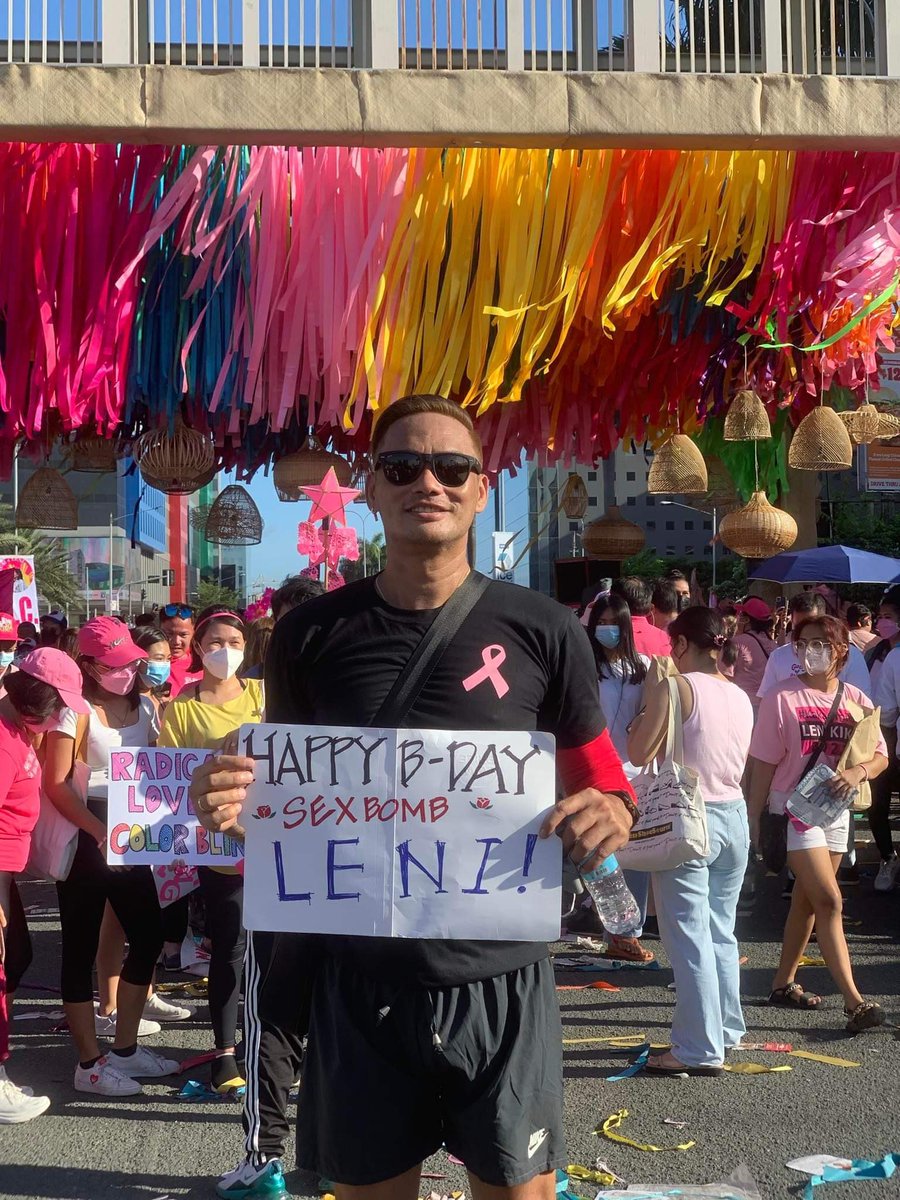 private_ryannc's tweet photo. I am part of the 400k!!! #LiwanagSaDilim #IpanloNa10ParaSaLahat #KulayRosasAngBukas # https://t.co/Sf9TPlHoTh