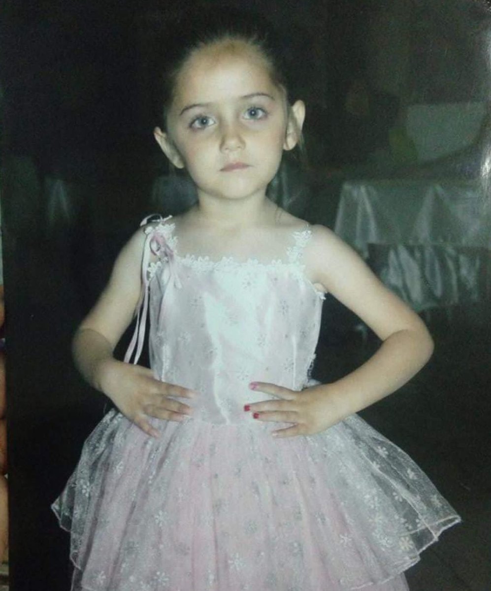 Seldaalpp__'s tweet photo. Demek ablam bu yüzden hala 6 yaşında gibi görüyordu https://t.co/osGp8OFTBT