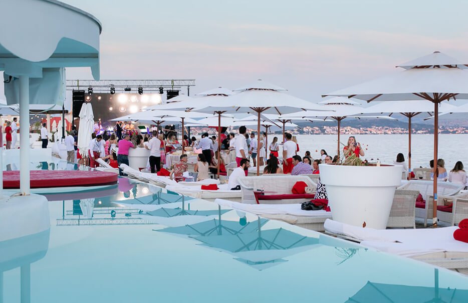 jamesmc87623080's tweet image. Your gonna need some down time after Amsterdam so why not check out #BlockDownConf There done with the standard typical #crypto conferences. And we know you are too. It’s time for human connection, real life, and exciting adventure, with a #Web3 lens.
@BlockDownConf