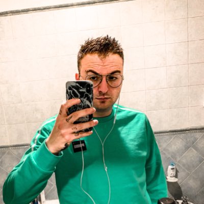 Andydog92's tweet photo. #NuovaFotoProfilo https://t.co/rt32vQqtMb