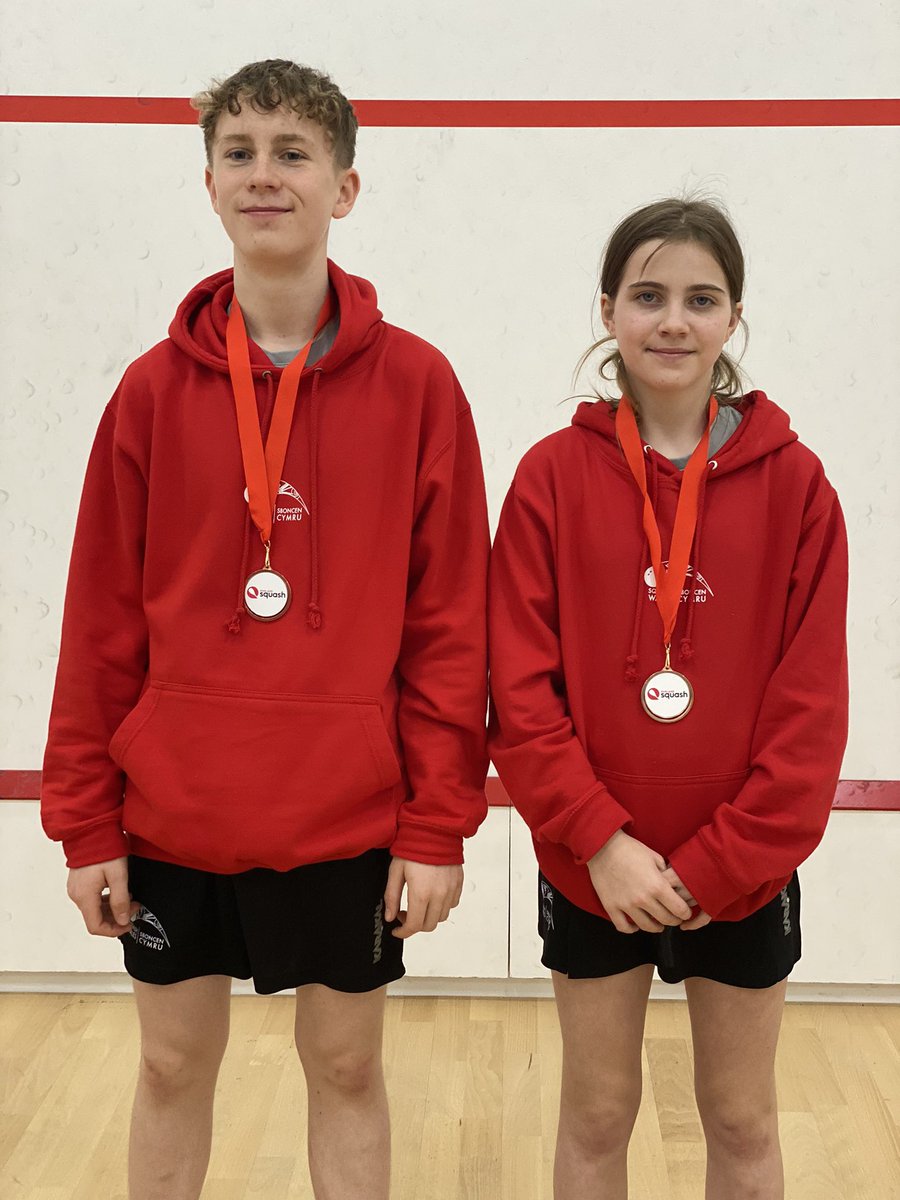carmssquashclub's tweet photo. Llongyfarchiadau Aled and Nia Seren. Great reward for them both to return from this weekend with @sqwales with a 🥉 medal from the 5 Nations. Both earned their first caps, with more to come next month in the European Teams. @QEHSPE5X60 @qehigh @YGGBM @sportcarms @Carmjournal https://t.co/xu7xWaLE1I