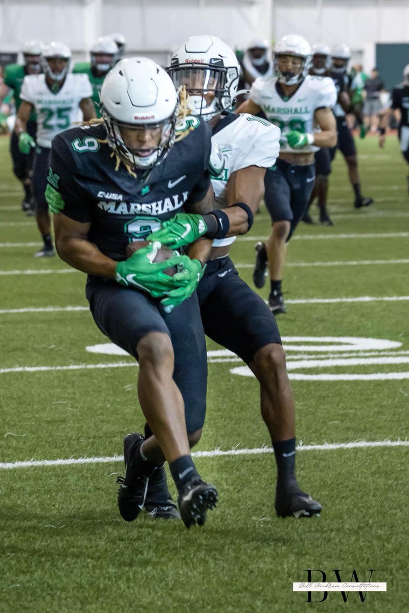 BillWoodrum's tweet photo. Corrected post: Bryan Robinson makes the catch of the day for @HerdFB at the #SpringGame2022 receivers all looked sharp during the scrimmage https://t.co/3R7DpNvGIy