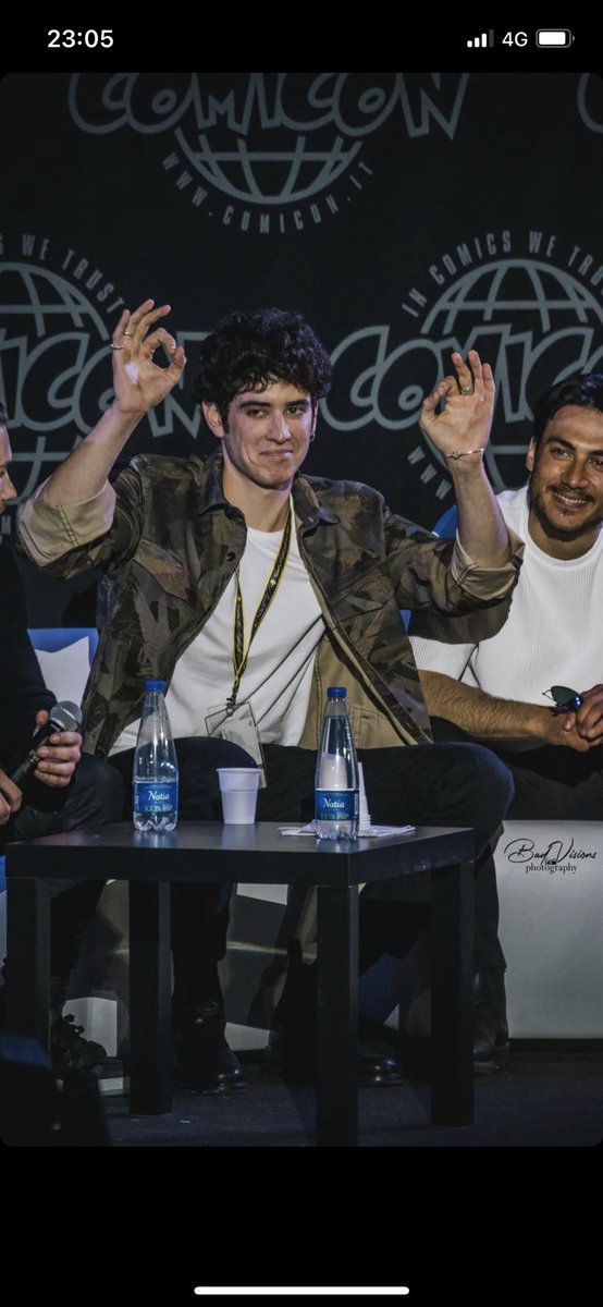 Nicolas_Maupas's tweet photo. Oggi al comicon è stata una cascata di emozioni e felicità,
Grazie Napoli, grazie a chi è stato con noi e anche a chi ci ha seguito da casa, non dormo per l’adrenalina. 
Vi vorrei raccontare tutto 
Grazie mare fuori e grazie Katia Maiello per il nuovo meme, good soup 🤌🏻 https://t.co/V0BvxLrKdz