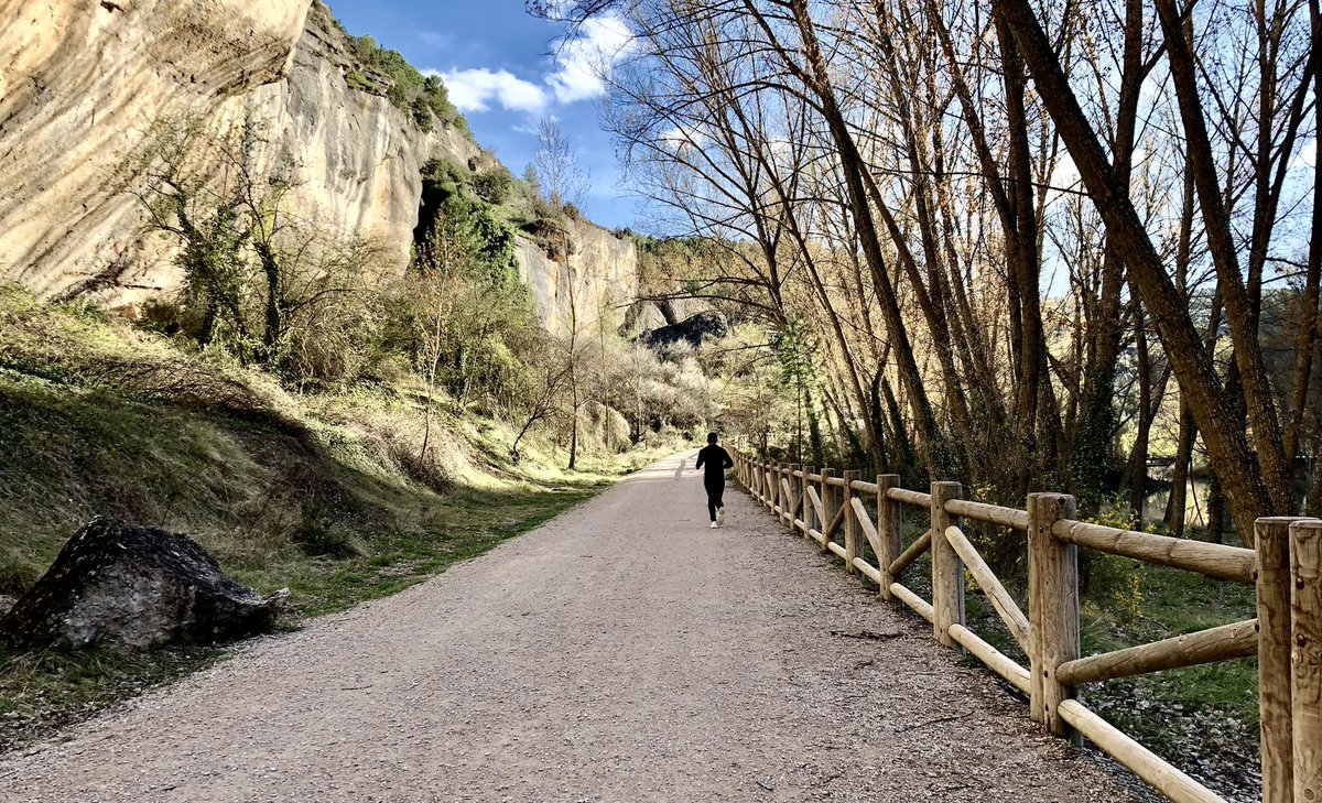 estherpale's tweet photo. Polideportivo natural en #Cuenca https://t.co/DaxOWQtt0N