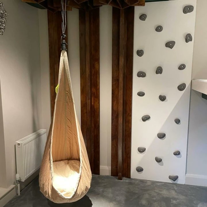 Activity room designed by the super talented <a href="/AoifeRhattigan/">RESTLESS.DESIGN</a> who trusted me to deliver her design for <a href="/DIYSOSIRELAND/">DIY SOS: The Big Build Ireland</a> and the lovely Laura and her beautiful kids 💜  #DIYsosirl