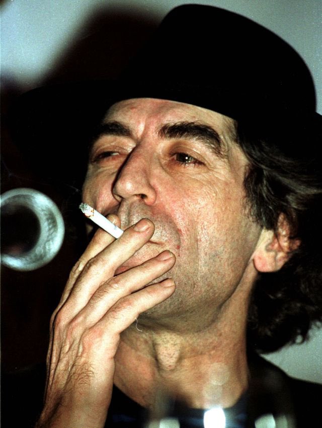 Nunca le hago ascos a la última copa ni al próximo bar.