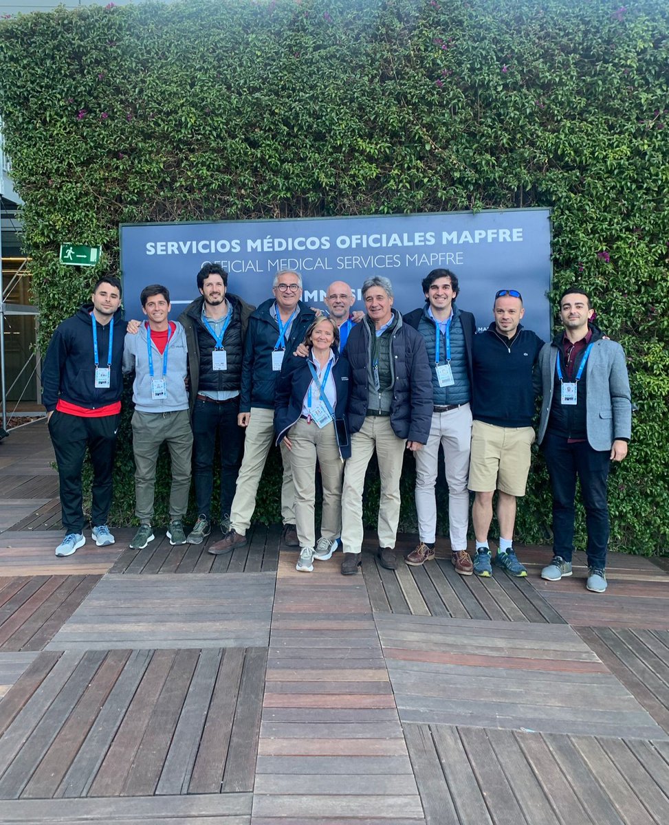 ClinicaTenis's tweet photo. ¡ GRAN TRABAJO EN @bcnopenbs , EQUIPO ! 🎾💪 https://t.co/HZSnMQtNHL