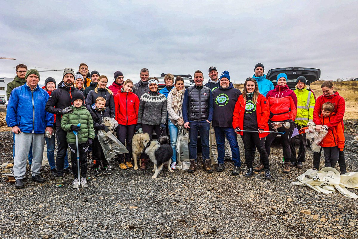 Einarbardar's tweet photo. Plokkað í dag #egplokka #plokk #plokk2022 #earthday #cleanupworld https://t.co/4ijwYf7iaV
