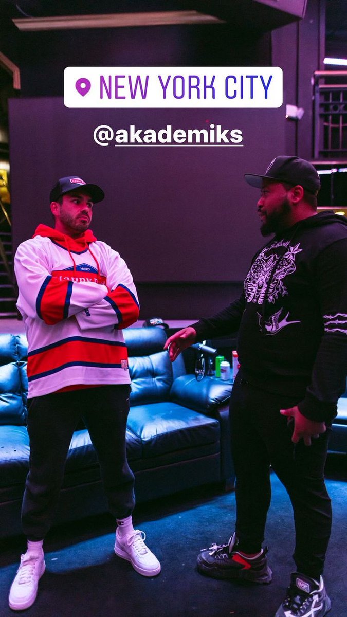 Akademiks's tweet photo. 🎯 https://t.co/oNNYGWR6HF