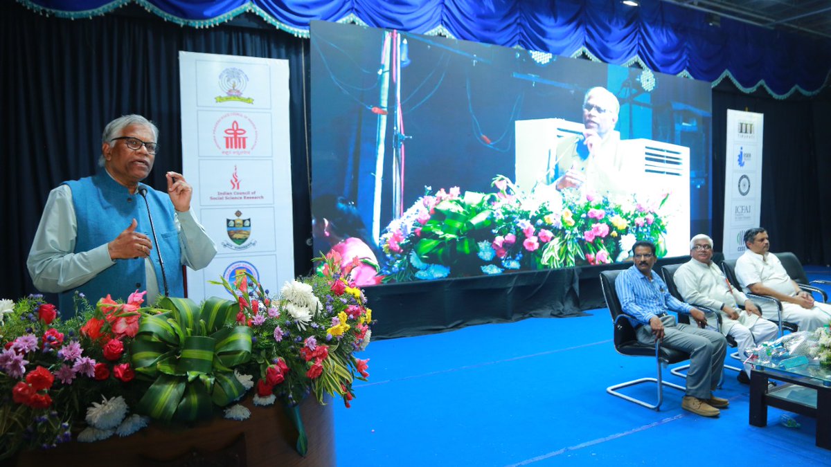 ABRSM4AP's tweet photo. Day-1 ,Srinivasa Auditorium, Sri Venkateswara University, Tirupati ||National Seminar on National Education Policy || NEP-2020 
A Road to Revamp The Indian Higher Education System 22nd-23rd March,2022 https://t.co/4zRGDZNn4a