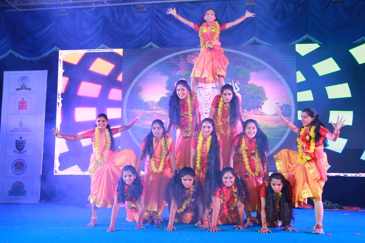 ABRSM4AP's tweet photo. Day-1 Cultural Activities,Srinivasa Auditorium, Sri Venkateswara University, Tirupati ||National Seminar on National Education Policy || NEP-2020 
A Road to Revamp The Indian Higher Education System 22nd-23rd March,2022 https://t.co/QWxuocTU10