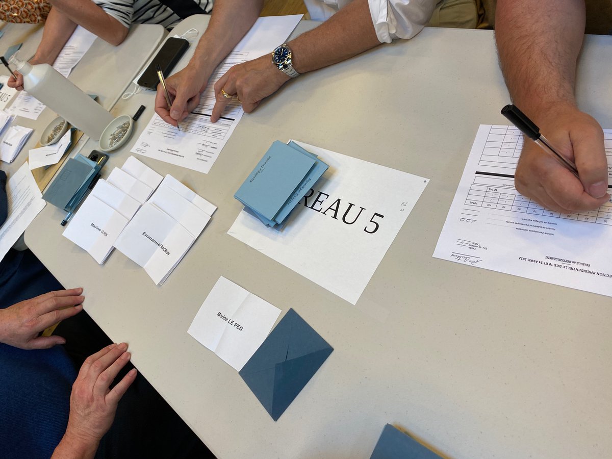 Cantrel Justine tweet media