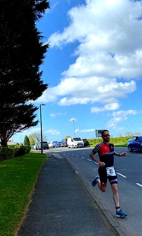 mickhughes75's tweet photo. 01:07 for me at Ribby Hall Triathlon. Satisfied with that for first of the season. Thanks for support &amp; to the organisers &amp; marshals 🏊‍♂️🚴‍♂️🏃‍♂️ https://t.co/HOOQVDzAco  #triathlete #triathlon #fyldecoasttrilogy #sprintdistance #swimbikerun  #teamevolving #TeamBradshaw #runningforjez https://t.co/j8ThFx6VwT