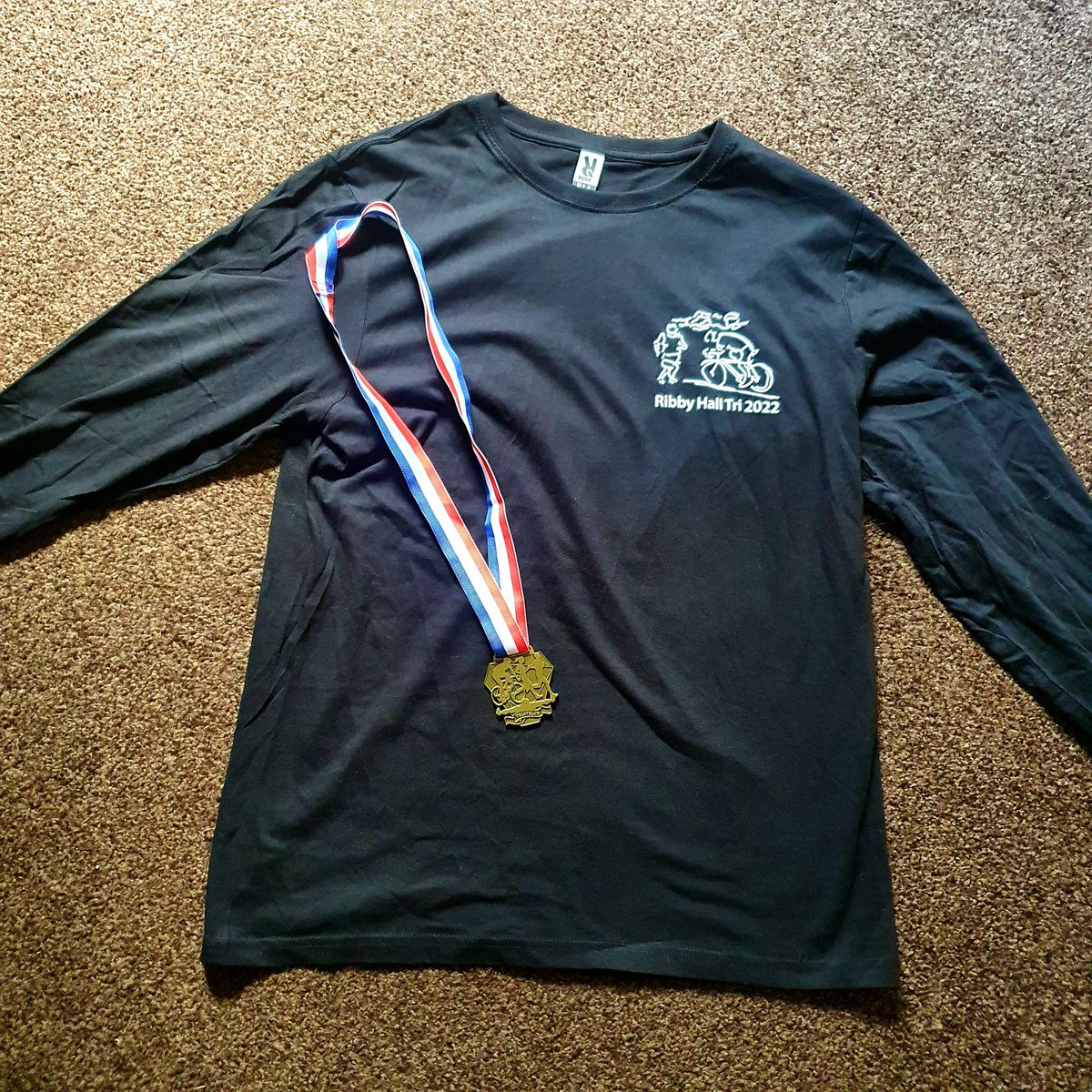 mickhughes75's tweet photo. 01:07 for me at Ribby Hall Triathlon. Satisfied with that for first of the season. Thanks for support &amp; to the organisers &amp; marshals 🏊‍♂️🚴‍♂️🏃‍♂️ https://t.co/HOOQVDzAco  #triathlete #triathlon #fyldecoasttrilogy #sprintdistance #swimbikerun  #teamevolving #TeamBradshaw #runningforjez https://t.co/j8ThFx6VwT
