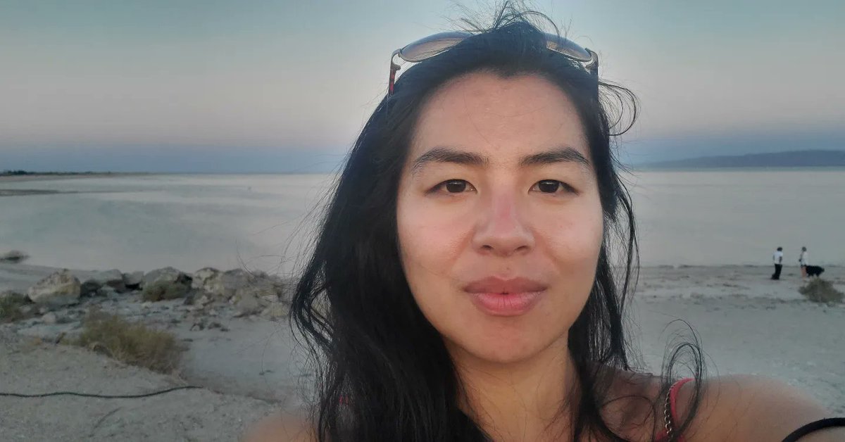 ROtoSings's tweet photo. Had a beautiful time at the Salton Sea! A little burnt and salty, but happy and thankful for the experience. Hugs &amp; thanks to @hypodive1 for going on this adventure with me, and love to @ecomediacompass, Nepo, @coconutspaceship &amp; @planetlarecords for a fun and  informative event! https://t.co/ymFx8CLCoM