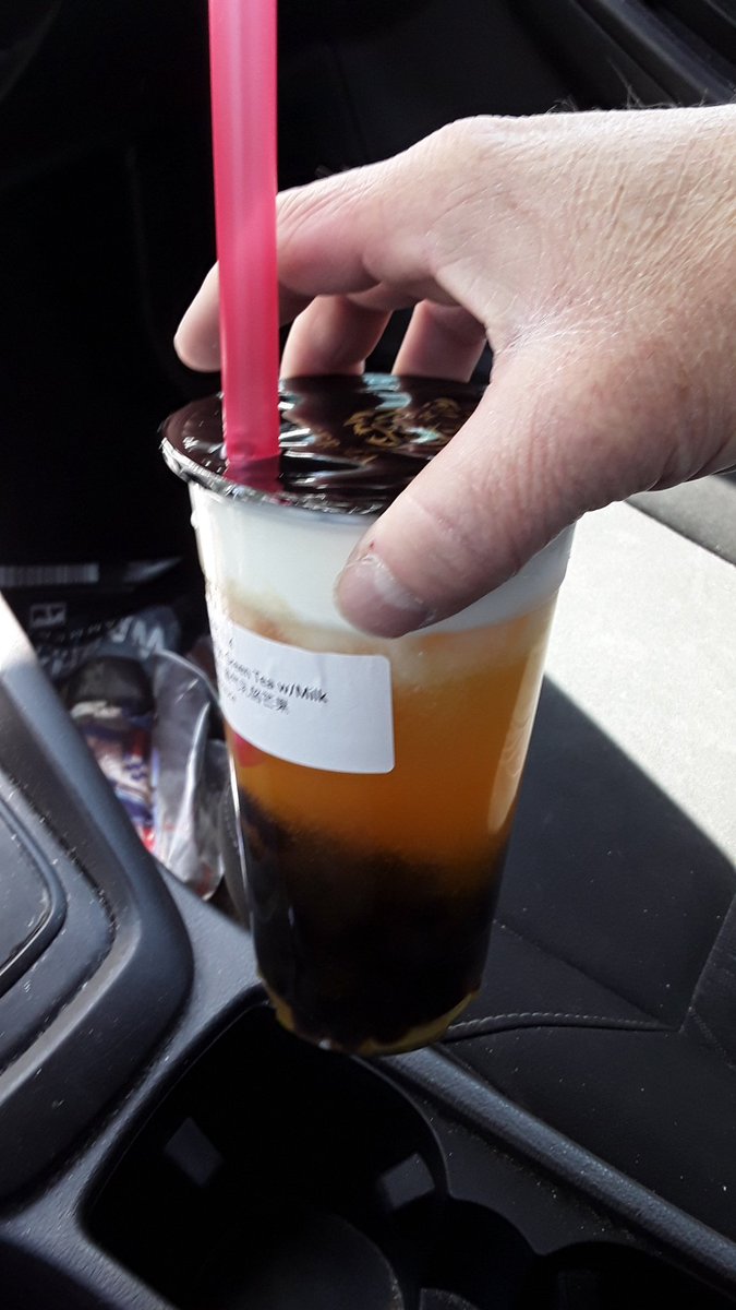 angariusangel's tweet photo. First day of vacation, and I decided to treat myself to a peach greentea with boba. Very much worth the 45 minute drive, and $35 in gas for it!
#gotboba #tigertea #worththedrive #ignoremyoldmanhands 🤣🤣 https://t.co/PeYu8ioQYr