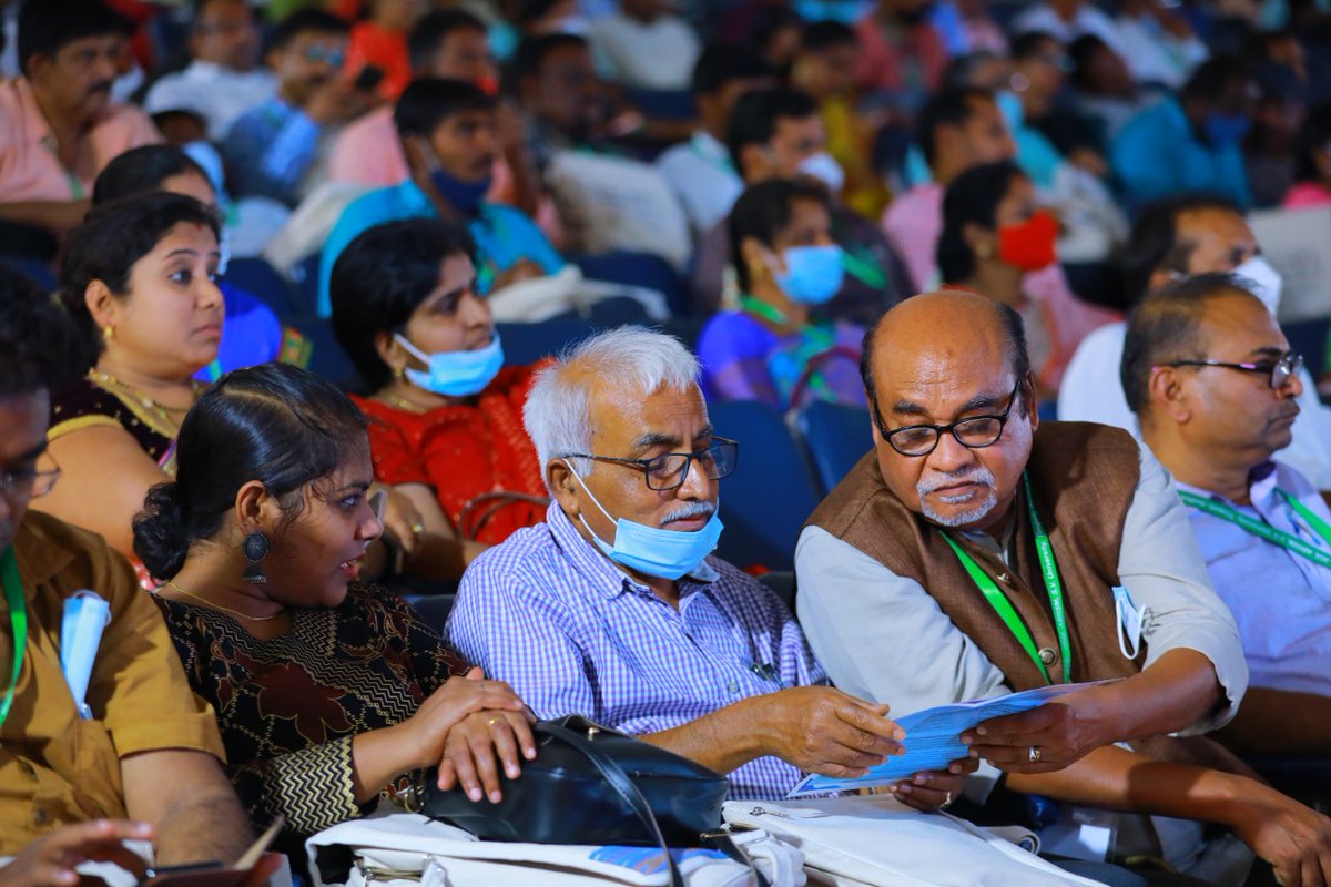 ABRSM4AP's tweet photo. Day-1 ,Srinivasa Auditorium, Sri Venkateswara University, Tirupati ||National Seminar on National Education Policy || NEP-2020 
A Road to Revamp The Indian Higher Education System 22nd-23rd March,2022 https://t.co/Q35Rb6LCNP
