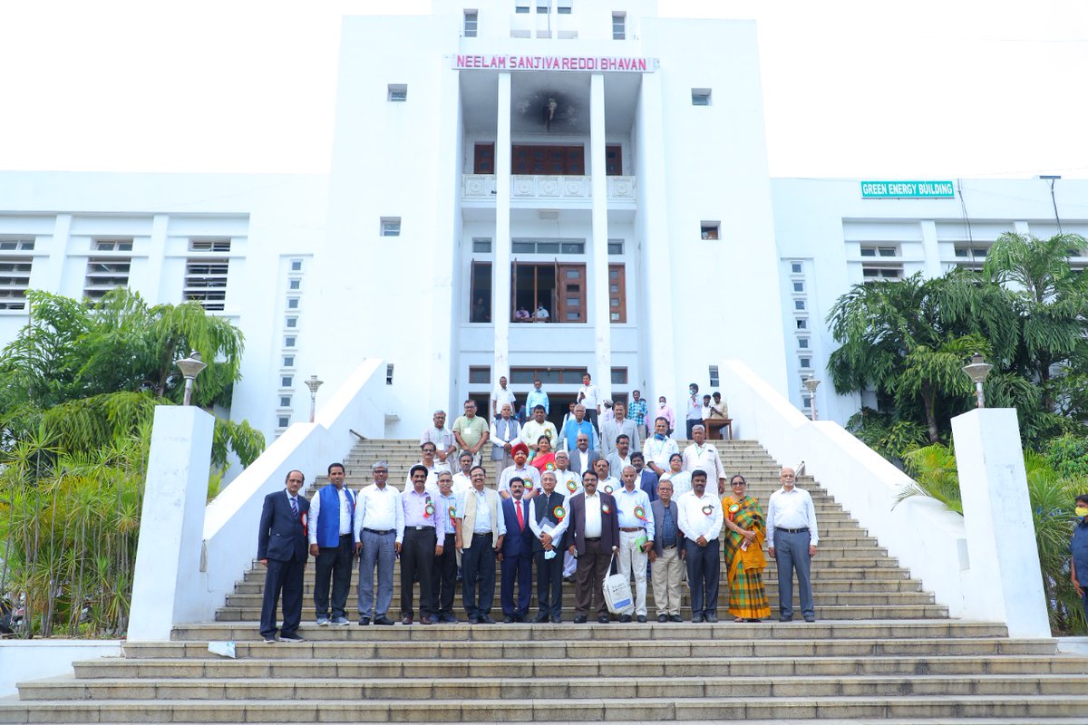 ABRSM4AP's tweet photo. Day-1 ,Srinivasa Auditorium, Sri Venkateswara University, Tirupati ||National Seminar on National Education Policy || NEP-2020 
A Road to Revamp The Indian Higher Education System 22nd-23rd March,2022 https://t.co/Q35Rb6LCNP