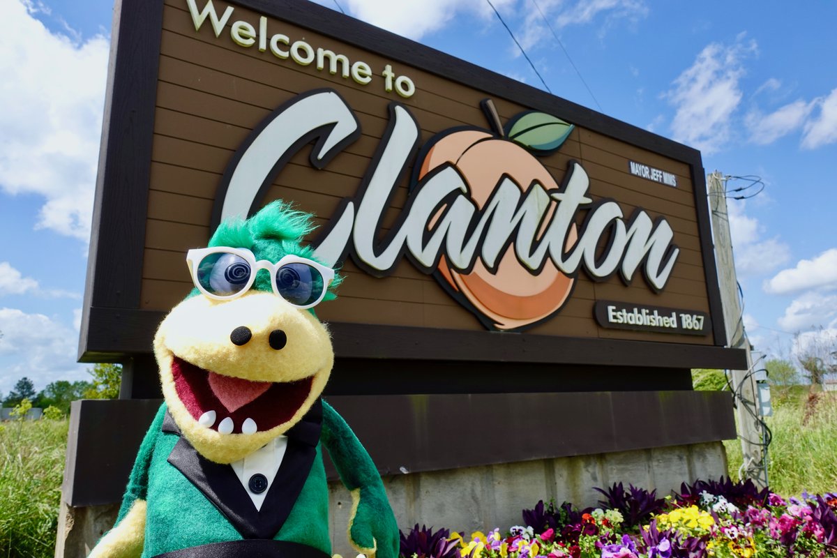 LizardManager's tweet photo. Hello, Lizard Manager here! Clanton, Alabama I’ll be in you… Oh wait, that sounds wrong… I’ll be IN #Clanton, #Alabama Sunday, May 1, to audition folks for my new cryptid comedy web series Lizard Manager’s Used Cryptids! #ClantonAL #LMUC
For more info👉https://t.co/AyefhBtd7e https://t.co/dQx0juKcTT