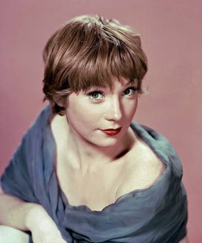 Happy birthday to the fabulous Shirley MacLaine! My favorite film MacLaine so far is a masterpiece, The apartment. 