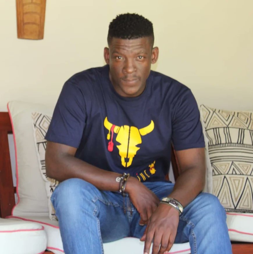 PrimitiveNative's tweet photo. "The horns cannot be too heavy for the cow that bears them." - African Proverb
Wetnose God t-shirts available at R250
✅ Business WhatsApp: 0614274709
✅ Facebook: @PrimitiveNatives
✅ Instagram: @Primitive_Natives
#TeamPrimitive #buylocal #spendlocal #localpride #musa #Lorch https://t.co/YLCvKtF0TU