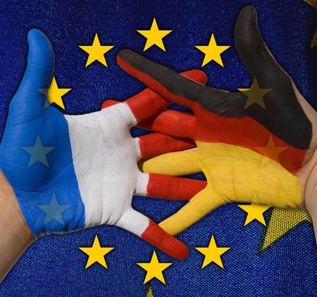 jess_gaer's tweet photo. Krysser alt jeg kan for 5 nye år med Emmanuel Macron som president. #EmmanuelMacron #electionpresidentielle2022 #Frankrike #FRankreichwahl @Europabevegelse #Europe https://t.co/M0VRNsgJK7