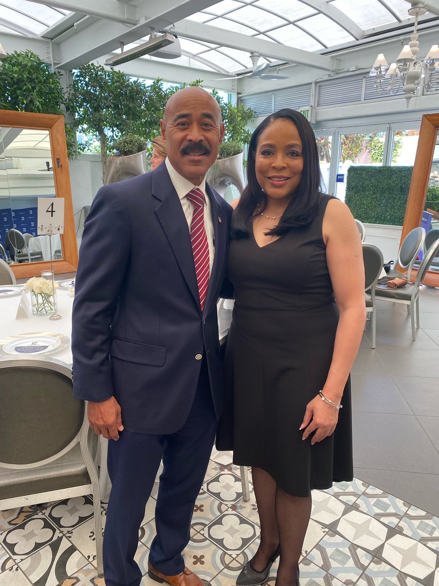 Rhambo4Sheriff's tweet photo. Had an amazing weekend at the Black Summit with so many other inspiring Black candidates running in municipal, state and federal races! Thank you @CollectivePAC for the support! #rhamboforsheriff #collectivepac #blacksummit https://t.co/UOq0mUaYD4