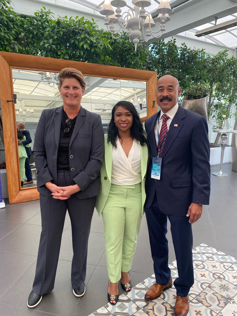 Rhambo4Sheriff's tweet photo. Had an amazing weekend at the Black Summit with so many other inspiring Black candidates running in municipal, state and federal races! Thank you @CollectivePAC for the support! #rhamboforsheriff #collectivepac #blacksummit https://t.co/UOq0mUaYD4