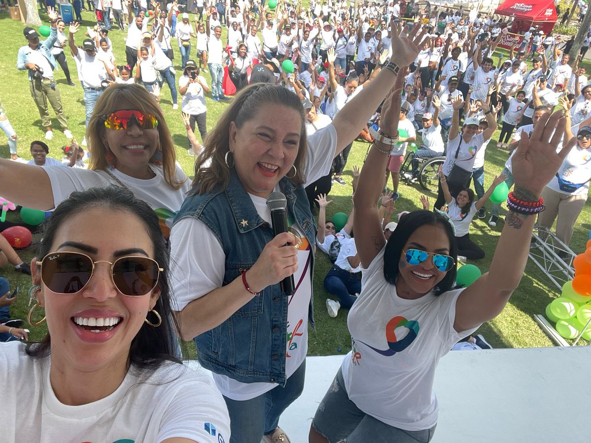 jatnnatavarez's tweet photo. Esta es una de las grandes oportunidades que el Señor nos da, para celebrar la solidaridad. #dalecoloramivida @unidosxautismo . Gracias por hacerme formar parte. Dios los bendiga!! https://t.co/oYI5JOk3pS
