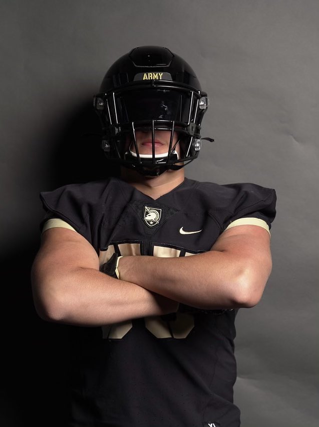 100% COMMITTED 🇺🇸🏴‍☠️ #LastoftheHard <a href="/TheChrisRubio/">Rubio Long Snapping®</a> <a href="/MaristBooster/">Marist Athletics</a> <a href="/CoachSaturnio/">Sean Saturnio</a> <a href="/CoachJeffMonken/">Jeff Monken</a> <a href="/MikeViti/">Mike Viti</a> <a href="/CortBraswell/">Coach Cort Braswell</a> <a href="/goblackknights/">#GoBlackKnights</a>