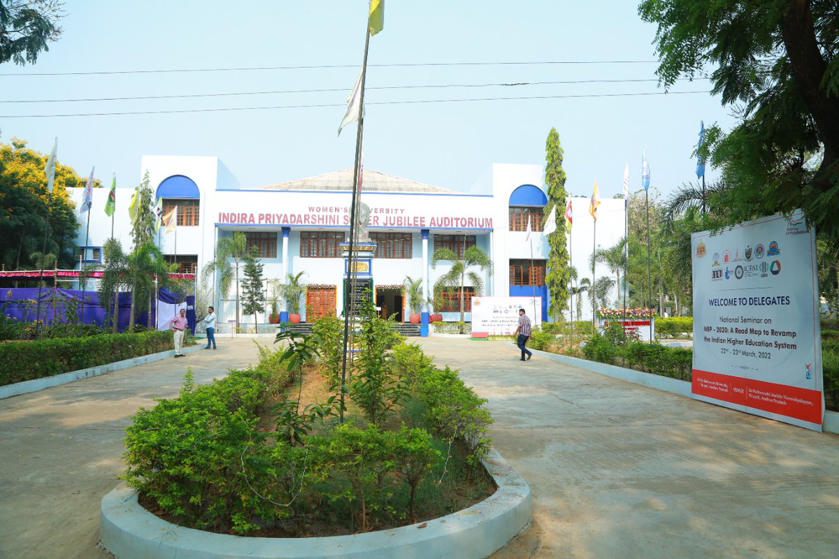 ABRSM4AP's tweet photo. Day-2 Cultural Activities,Priyadarshini Auditorium, Sri Padmavathi Mahila University, Tirupati || National Seminar on National Education Policy || NEP-2020 
A Road to Revamp The Indian Higher Education System 22nd-23rd March,2022 https://t.co/c2xLUw4P4I