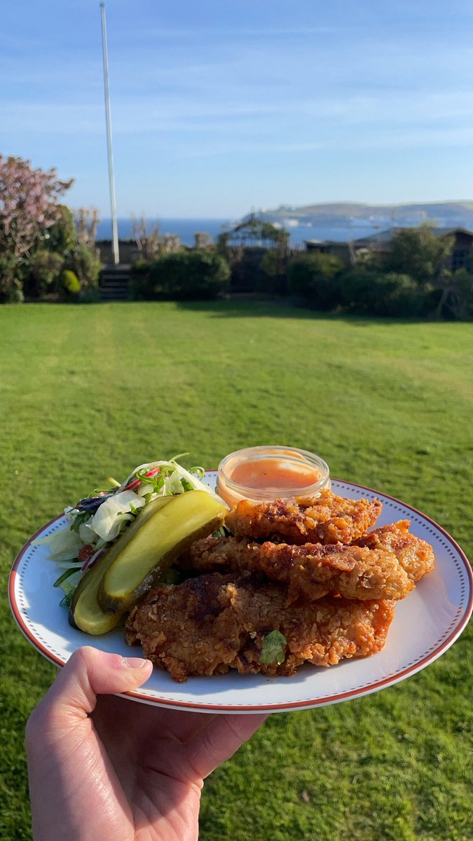 DaveHarrisonGo's tweet photo. My mate is in the process of perfecting some dishes for his new business venture - today was some spicy fried chicken, including home made spicy batter &amp; dipping sauces etc. It was genuinely unbelievable. https://t.co/b3MpMFRIiI