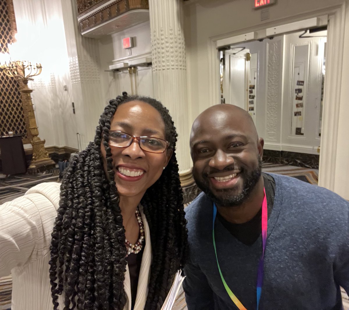 favfmdoc's tweet image. Wrapping up at @cafp_familydocs Clinical Forum with our very own @tilimd thanks for the great updates from @aafp #2 in Respect and Influence #FMForum #FMRising #FMRevolution