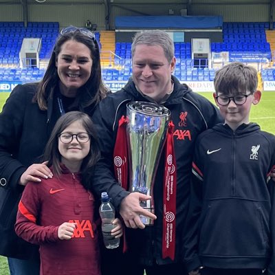 debbie_beard's tweet photo. #NewProfilePic https://t.co/1xM540rqv9